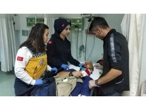 Samsun’da otomobil ağaca çarptı: 4 yaralı