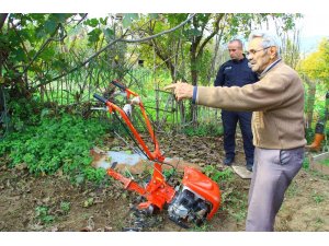 Çapa makinesine kapılan yaşlı şahıs ağır yaralandı