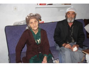 80 yaşındaki kadın eşini odunla dövüp bıçakladı