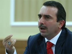 AKP'li fireci vekillere yavşak dedi