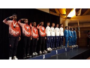 Vanlı atletten dünya ikinciliği
