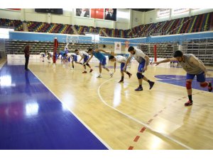 Haliliye Belediyespor hazırlıklarını sürdürüyor