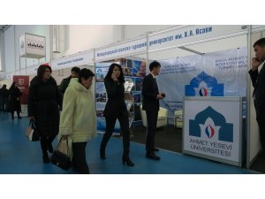 Kazakistan'da 17. Uluslararası Eğitim ve Bilim Fuarı başladı