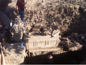 Defineciler tarihi alanlara dadandı