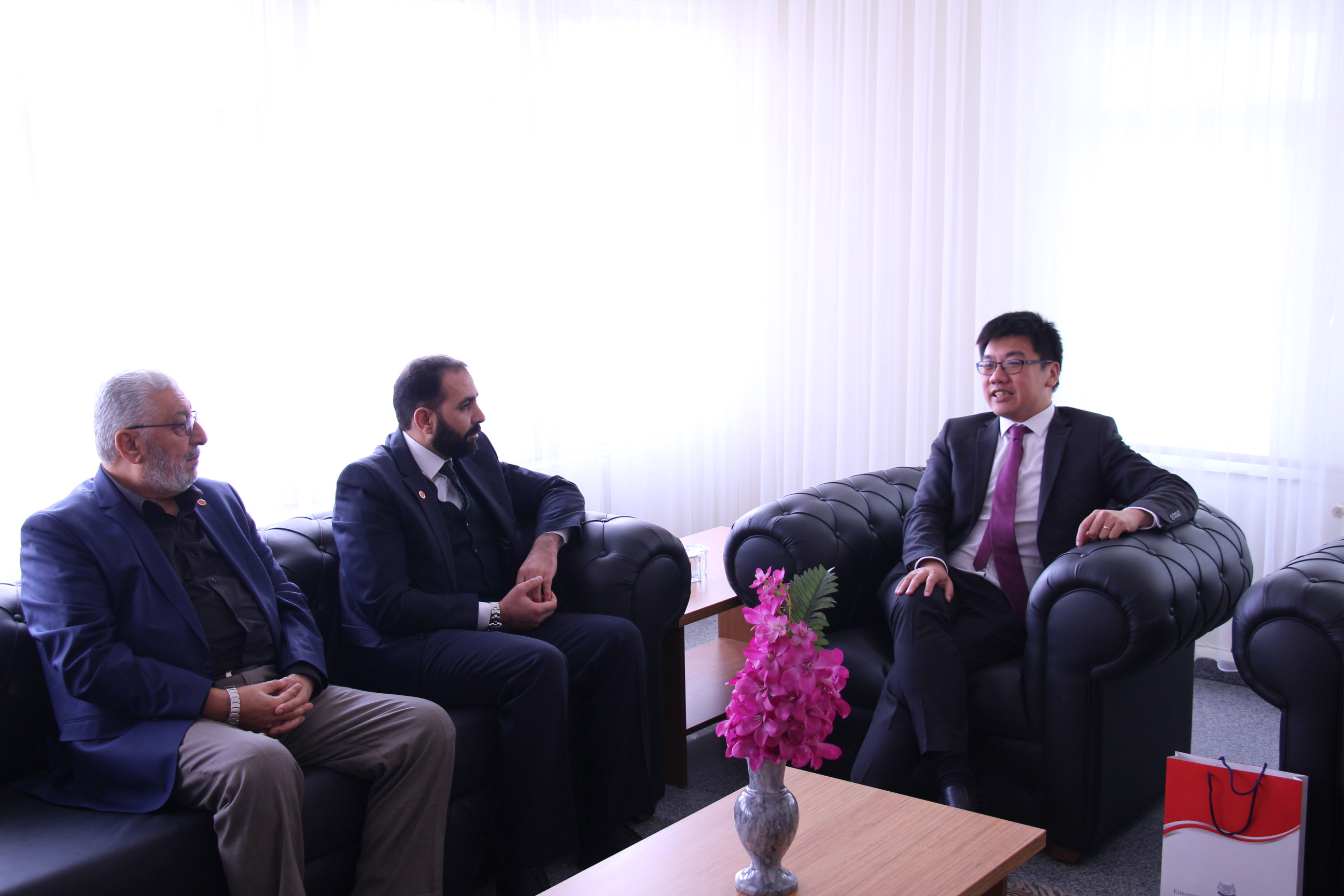 Singapur Maslahatgüzarından Saadet Partisi Konya İl Başkanlığına ziyaret