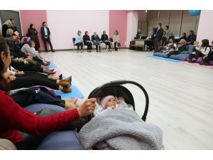 Emine Erdoğan, İlk Adım Ebe Gebe Okulu tanıtımına katıldı