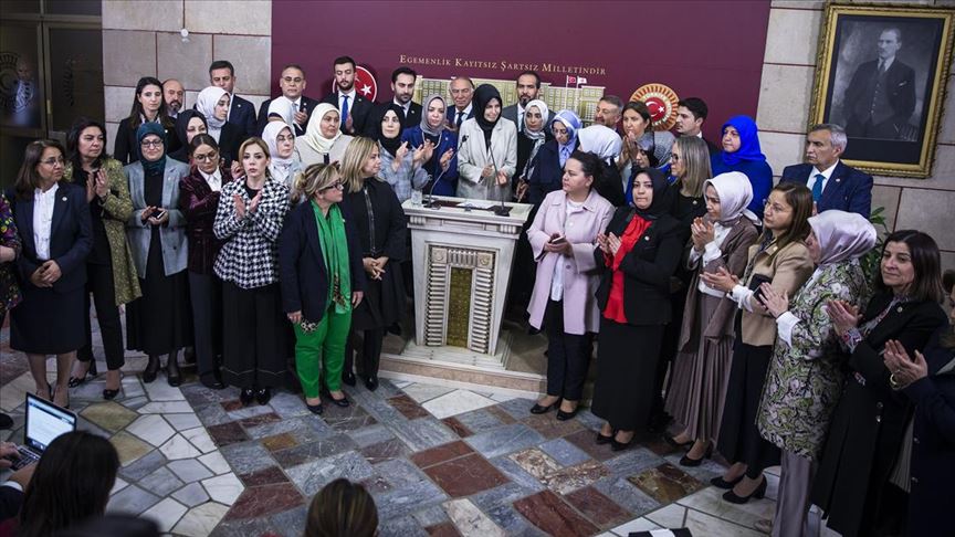 AK Parti milletvekillerinden CHP'li Özkoç'un ifadelerine kınama