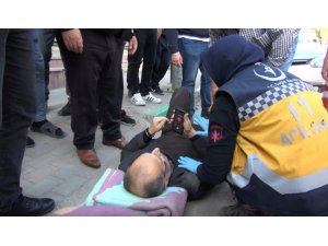 Yaşlı adamın ayağını kırıp kaçtı