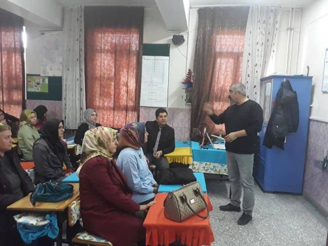 Eğitimci Yazar Işık’tan Etkili İletişim Semineri