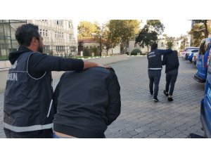 Uyuşturucu hapla yakalanan 3 kişi tutuklandı