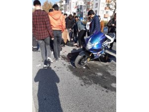 Bilecik’te otomobil ile motosiklet çarpıştı: 1 yaralı