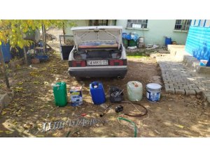 Özel düzenek kurup iş makinelerinden motorin çaldı