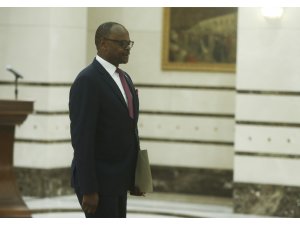 Zimbabve Büyükelçisi Mutiwazuka Erdoğan'a güven mektubu sundu