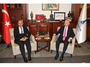 CHP Genel Başkanı Kılıçdaroğlu’ndan  Soyer’e ziyaret