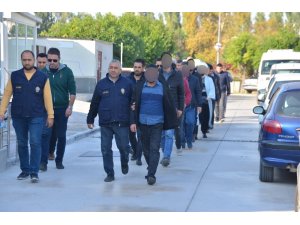 Barış Pınarı Harekatını karalayan 46 kişiye gözaltı