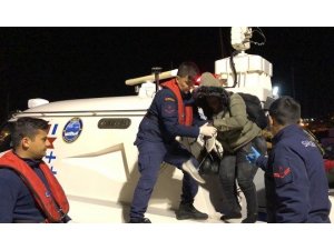 İzmir’de 14’ü çocuk 43 düzensiz göçmen yakalandı