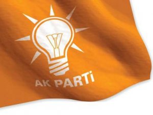 AK Parti'den istifa etti