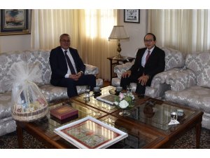 Vali Deniz, Japon firmaları Manisa’ya davet etti