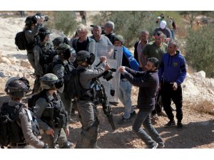 İsrail güçleri Batı Şeria'daki gösterilere müdahale etti