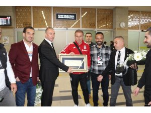 Beşiktaş kafilesi yarınki Süper Lig maçı için Konya'da