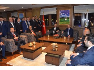 AK Parti Genel Başkanvekili Kurtulmuş: "Dedikodu üzerinden bir siyasi gündem oluşturmaya çalışıyorlar"