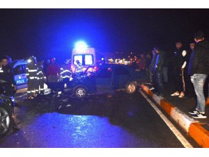 Lüks cip ile otomobil çarpıştı: 3 yaralı