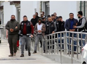 Analı kızlı, babalı oğullu arazi çetesine "Akbaba" operasyonu