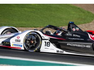 Elektrikli otomobil yarışlarına Mobil katkısı