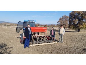 Tavşanlı’da Macar fiği ekimi