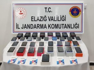 Elazığ’da 34 adet kaçak telefon elegeçirildi