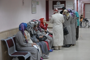 32 öğrenci Kahvaltıdan zehirlendi
