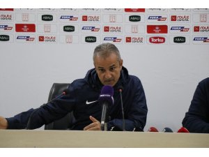 İsmail Kartal: "Eğer bir gol atıp öne geçebilseydik 3 puan alabilirdik"