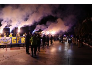 Fenerbahçe’ye Malatya’da coşkulu karşılama