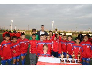 Çocuk Hakları Futbol Turnuvasının Şampiyonu Altınordu oldu