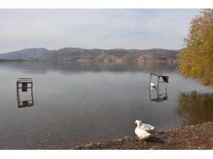 Gölbaşı Gölleri Tabiat Parkı'nda sonbahar güzelliği