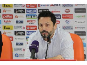 Erol Bulut: “Topu fileyle buluşturamıyoruz”