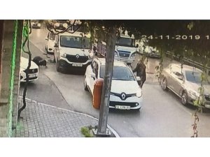Bursa’da dehşet anları kamerada...Metrelerce sürükledi, diğer sürücüler uyarınca fark etti