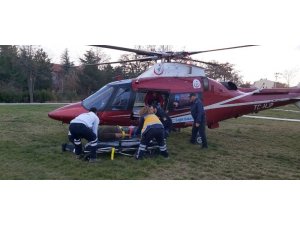 Yaralı vatandaşı yaşatmak için saniyelerle yarıştılar