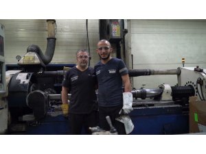 Metal işçilerinden ustalarına saygı duruşu