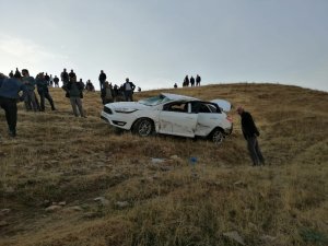 Siirt’te iki otomobil çarpıştı: 6 yaralı