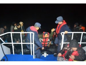 Balıkesir açıklarında 34 düzensiz göçmen yakalandı
