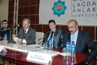 Modern çağda ahlak sempozyumu