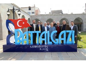 Fenerbahçe yöneticileri, tarihi yerleri gezdi