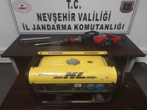 Nevşehir’de kaçak kazı yapan 2 kişi yakalandı