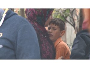 Yanan evlerini böyle izledi