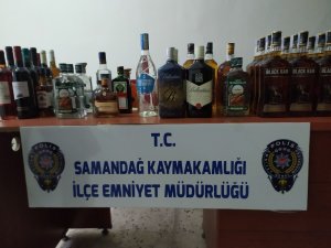 Hatay’da 70 şişe sahte içki ele geçirildi