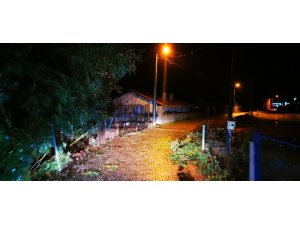 Marmaris’te yağış ve fırtına hayatı olumsuz etkiliyor