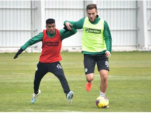 Konyaspor'da Çaykur Rizespor mesaisi başladı