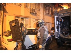 Fatih ve Beyoığlu’nda uyuşturucu operasyonu: 40 gözaltı