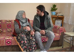 89 yaşındaki yaşlı kadının emekli maaşını çaldılar